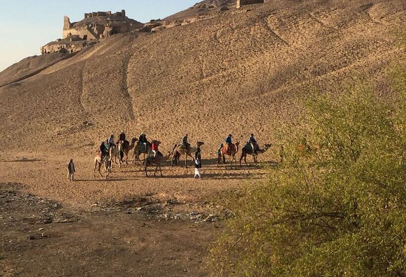تختخواب و صبحانه Nubian Kindom Aragheed House
