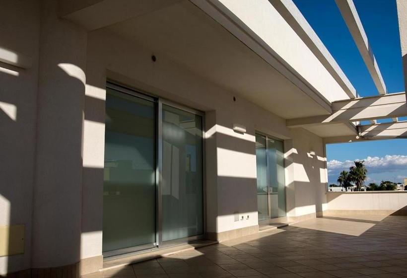 簡易ホテル Aurora