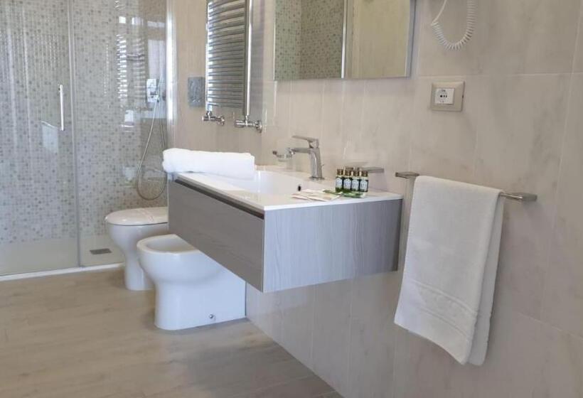 簡易ホテル Aurora