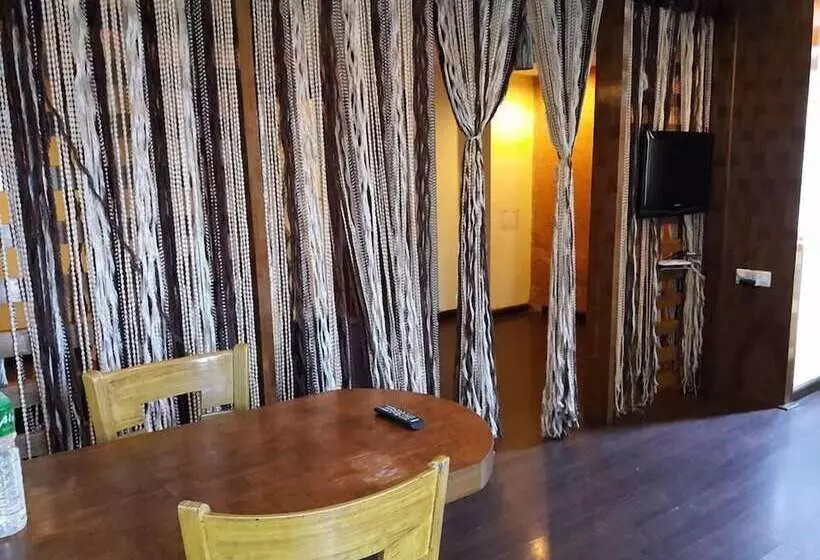 Fabhotel Raj Residency Ii
