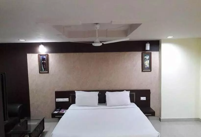 Fabhotel Raj Residency Ii