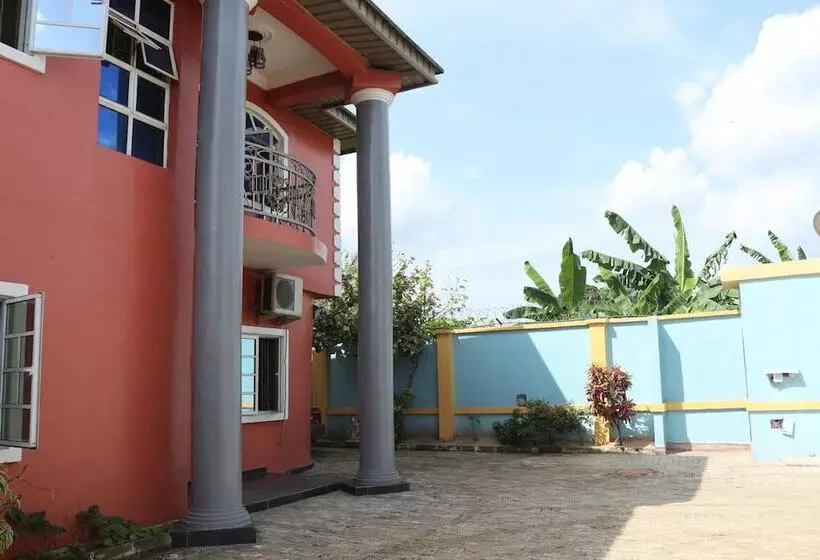 Lifeline Hotel And Suites