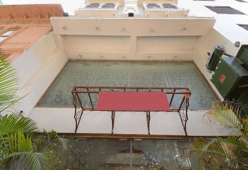 هتل Oyo 23571 Jai Bhawani