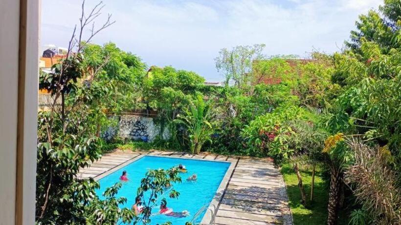 فندق Park Inn Beach Resort