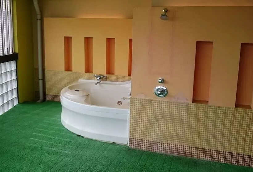 Hotelli Shonan Bay  Adults Only