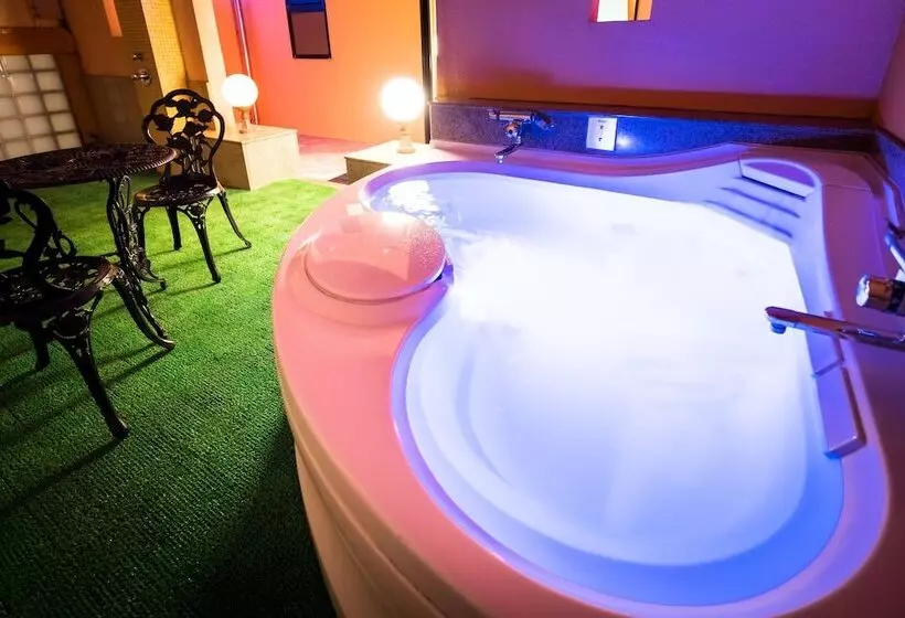 Hotelli Shonan Bay  Adults Only