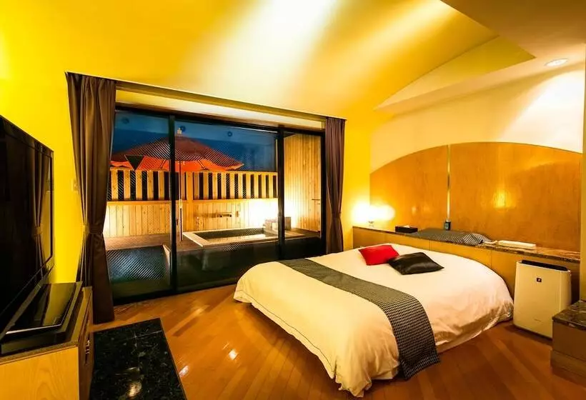 Hotelli Shonan Bay  Adults Only