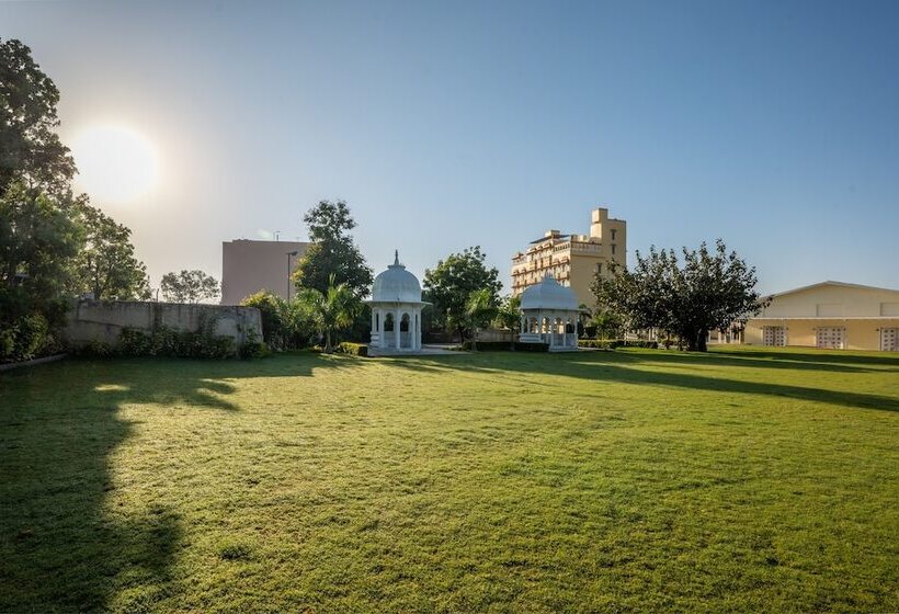 Hotel Sterling Balicha Udaipur