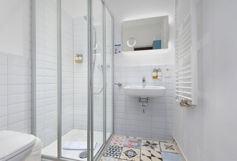 هتل Trip Inn Boutique Rubens