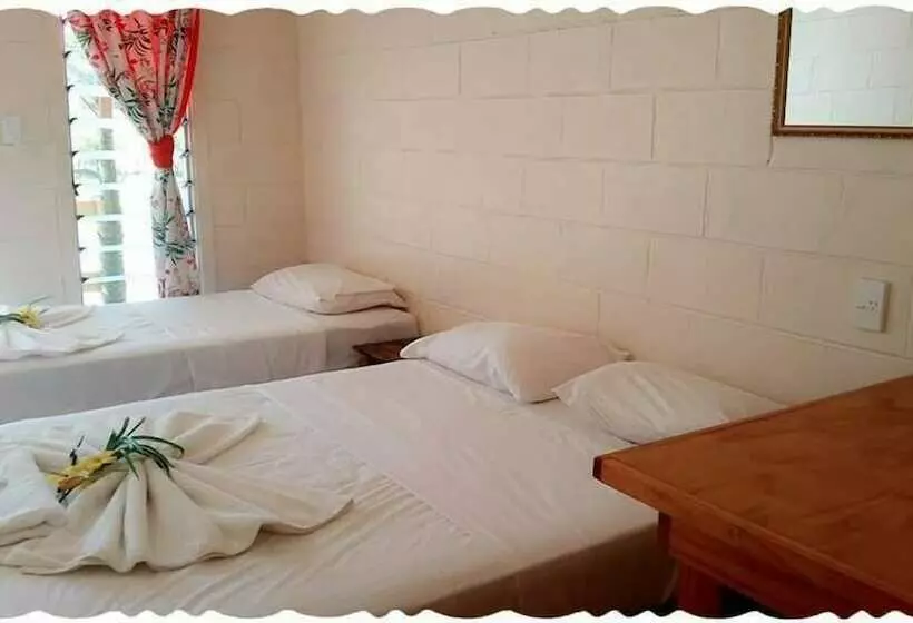 Transit Motel   Hostel