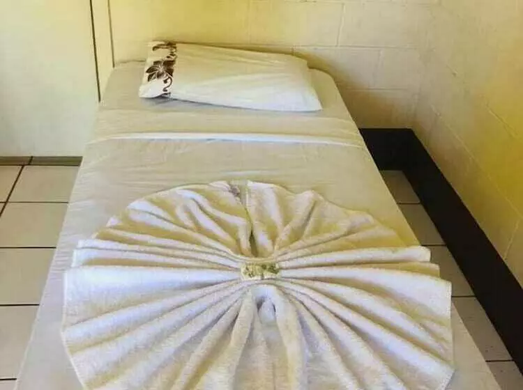 Transit Motel   Hostel