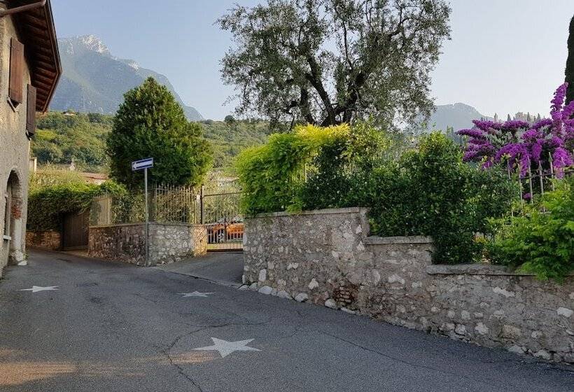 Хостел Albergo Meuble  Olivi