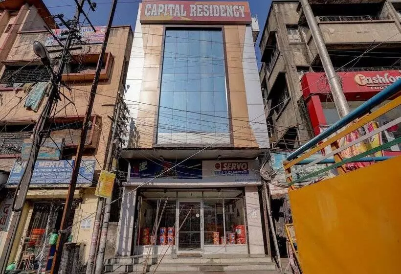 ホテル Capital Residency By Oyo Rooms
