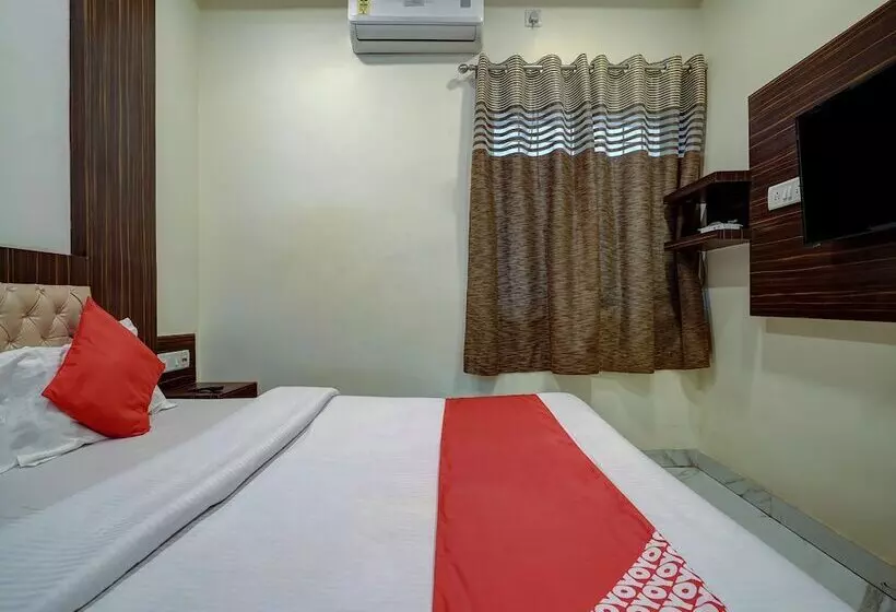 ホテル Capital Residency By Oyo Rooms