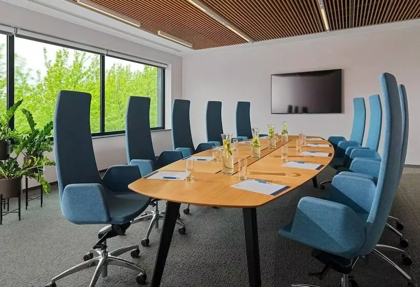 هتل Four Points By Sheraton Warsaw Mokotow