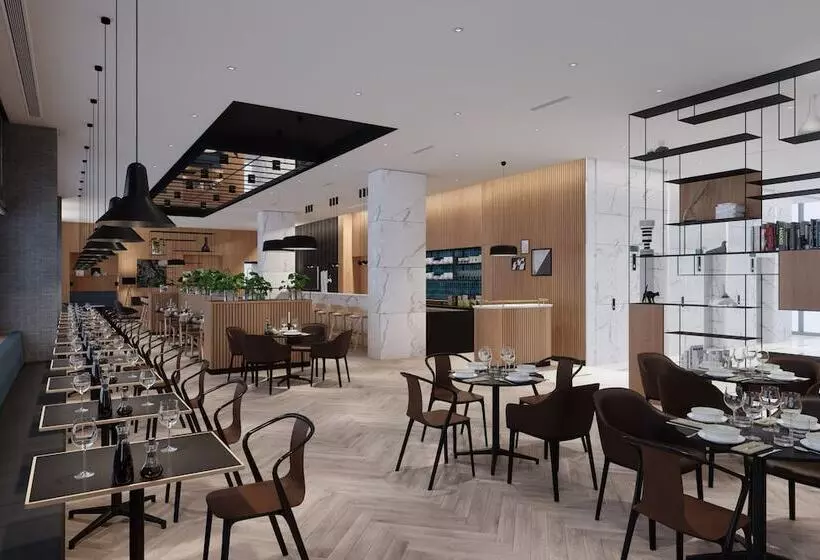 هتل Four Points By Sheraton Warsaw Mokotow