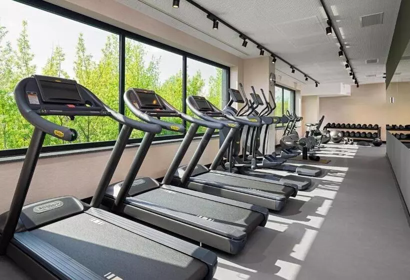 هتل Four Points By Sheraton Warsaw Mokotow