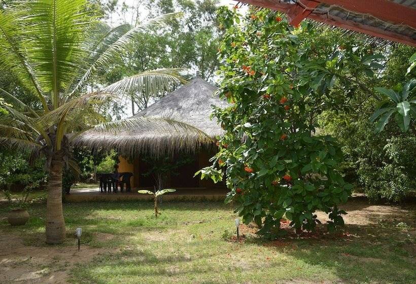 هتل Gite L Anarcadier