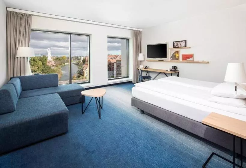 Hotelli Holiday Inn Gdansk   City Centre, An Ihg