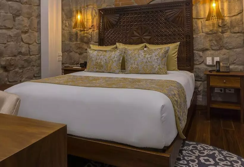 ホテル Hospedaje Otavalo