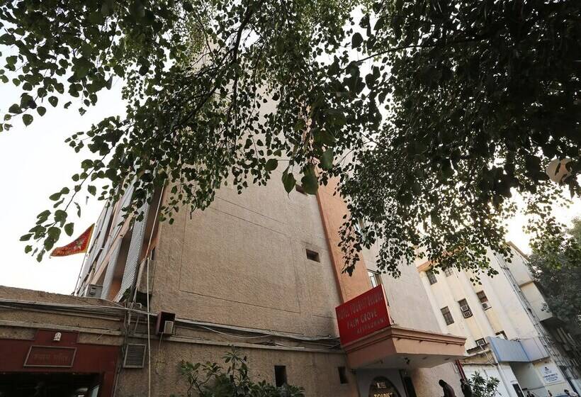 בית מלון כפרי Tourist Deluxe By Oyo