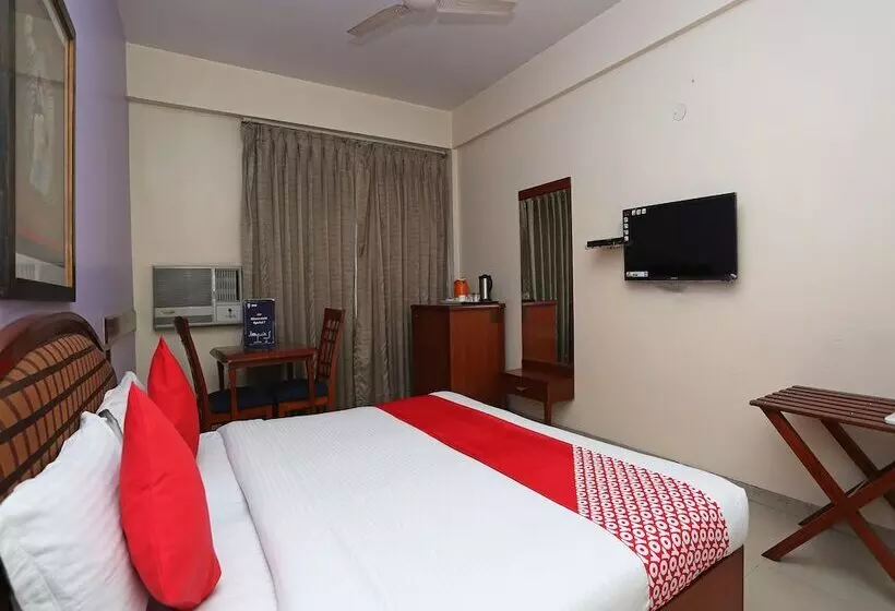 Hotelli Tourist Deluxe By Oyo