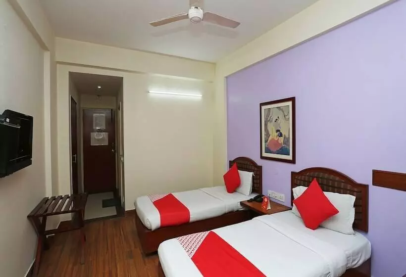 Hotelli Tourist Deluxe By Oyo