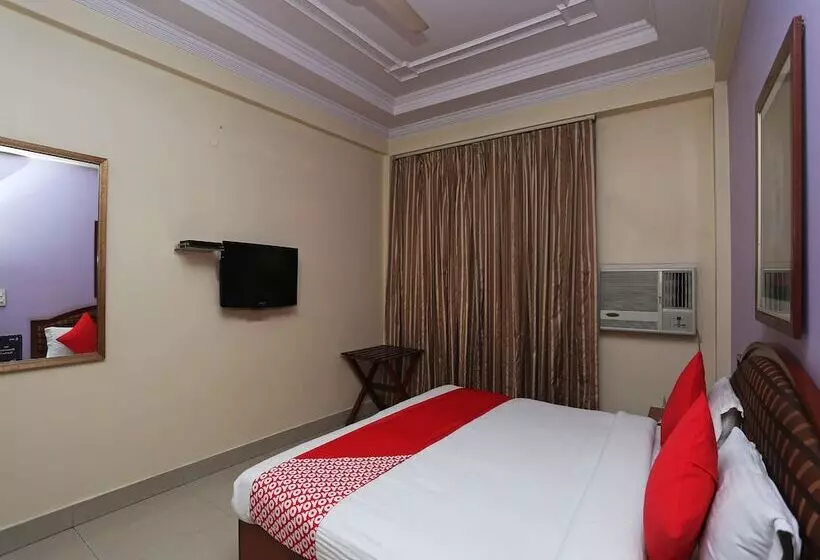 Hotelli Tourist Deluxe By Oyo