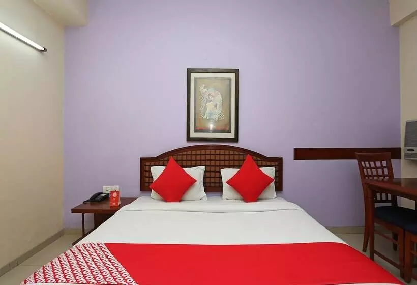 Hotelli Tourist Deluxe By Oyo