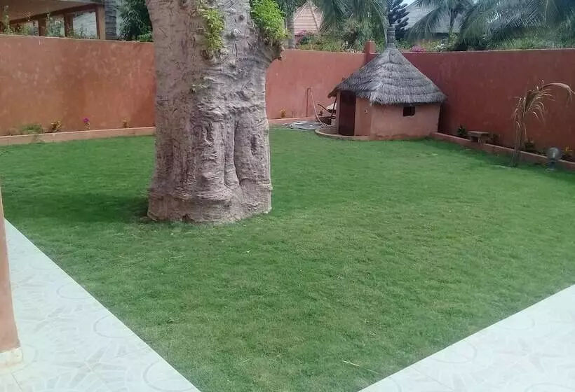 هتل Villa Safari