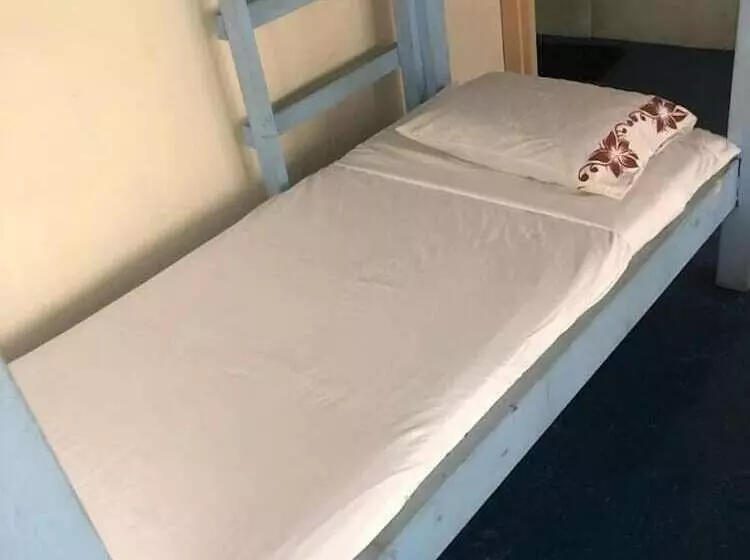 Transit Motel   Hostel