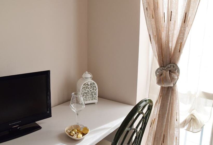 فندق فئة نجمة واحدة Rafe