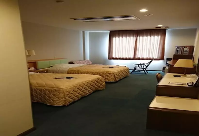 Business Hotel Kawakami Kumano