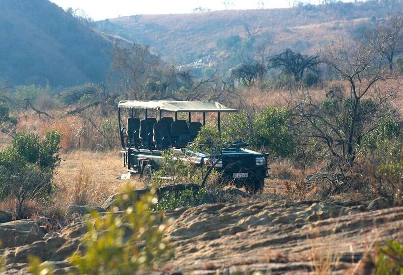 ホテル Esiweni Luxury Safari Lodge