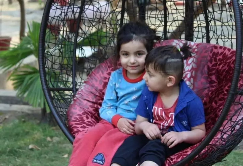 هتل Gurugram Resort