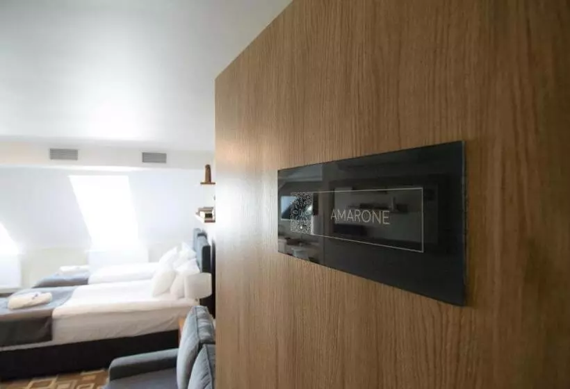 Hotelli Provincja Winebar & Rooms