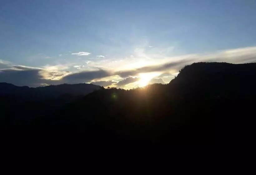 هتل The Onex Paradise Ella