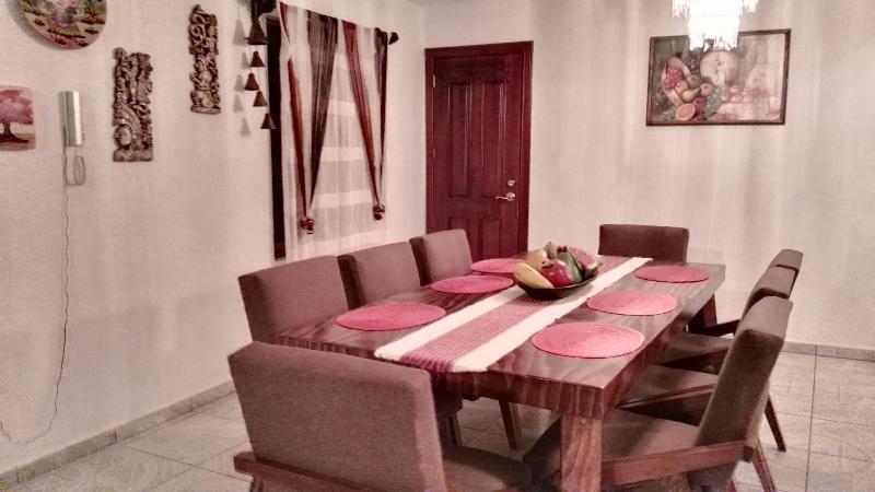 Lia Ajijic  Lakeside B&b