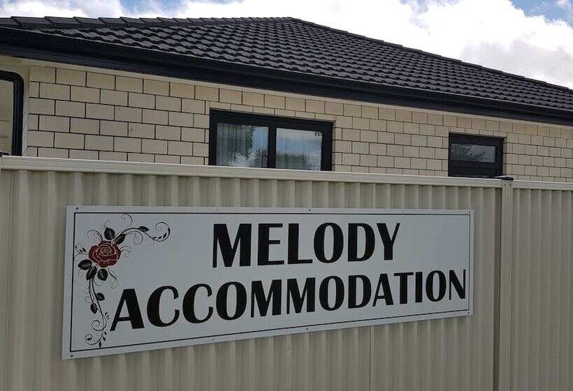 فندق على الطريق Melody