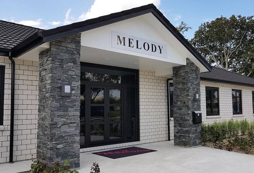 فندق على الطريق Melody