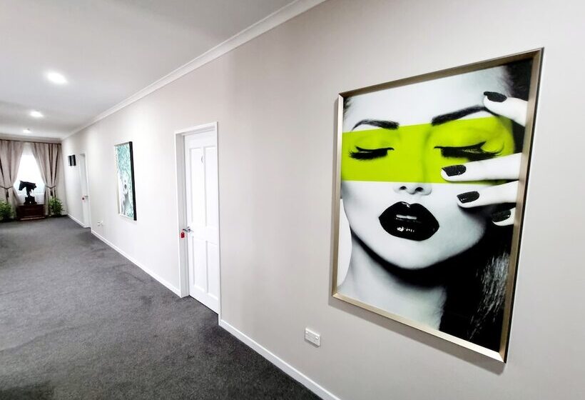 فندق على الطريق Melody