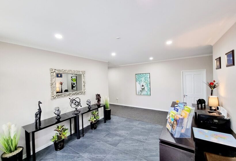 فندق على الطريق Melody