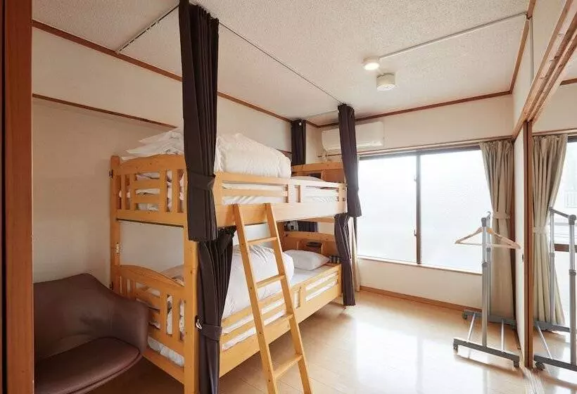 Guest House Hostel Taira