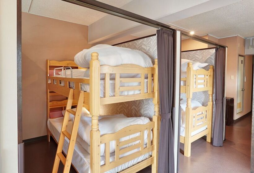 Guest House Hostel Taira