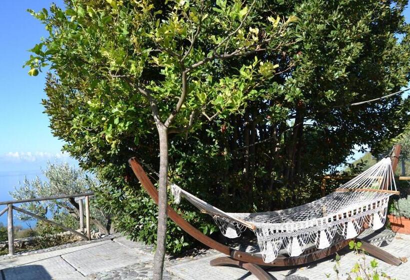 פונדק Borgo Rosso Di Sera Resort