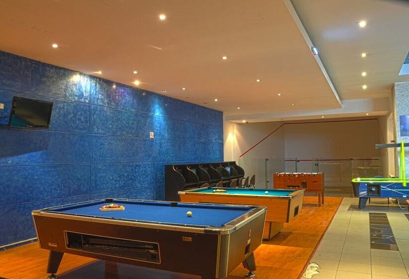 هتل Ehden Country Club