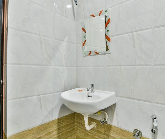 Hotell Suvian On Bagha Beach Goa