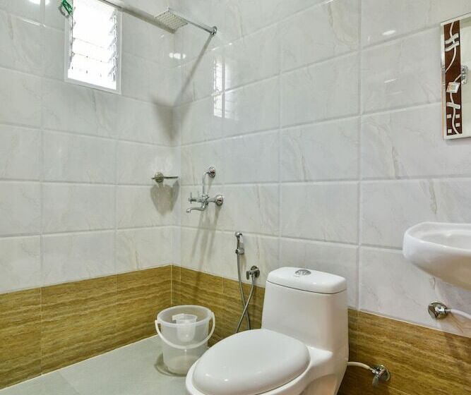 Hotell Suvian On Bagha Beach Goa