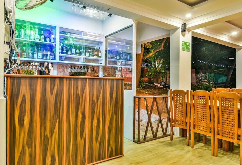 Hotell Suvian On Bagha Beach Goa