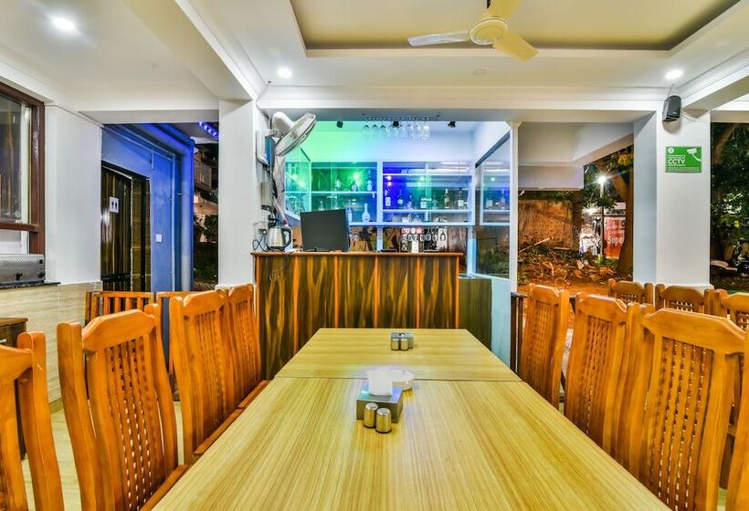 Hotell Suvian On Bagha Beach Goa